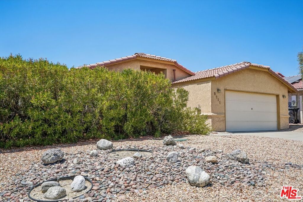 Image 37 of property listing at 9711 Brookline Avenue, Desert Hot Springs, CA 92240