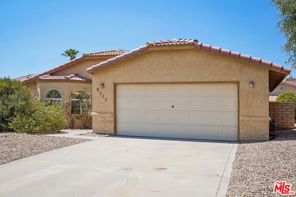 Image 38 of property listing at 9711 Brookline Avenue, Desert Hot Springs, CA 92240