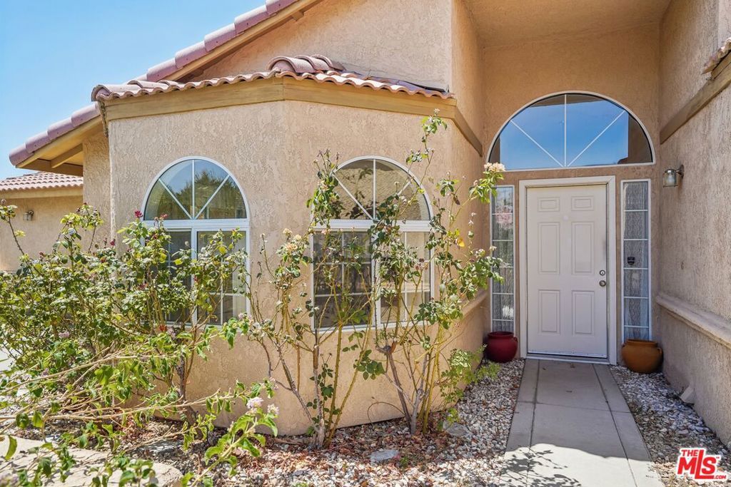 Image 4 of property listing at 9711 Brookline Avenue, Desert Hot Springs, CA 92240