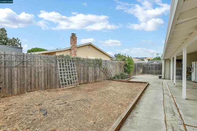1449 Ventura Dr, Pittsburg, CA 94565