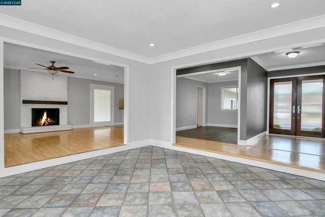 1449 Ventura Dr, Pittsburg, CA 94565