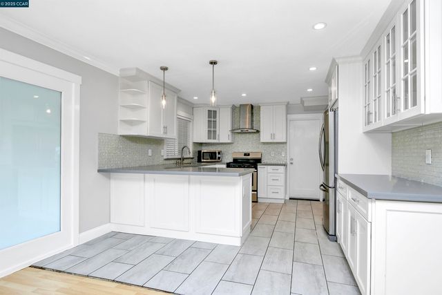 1449 Ventura Dr, Pittsburg, CA 94565