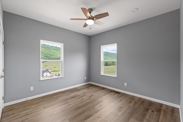 133 N Knobby Road, Trenton, GA 30752