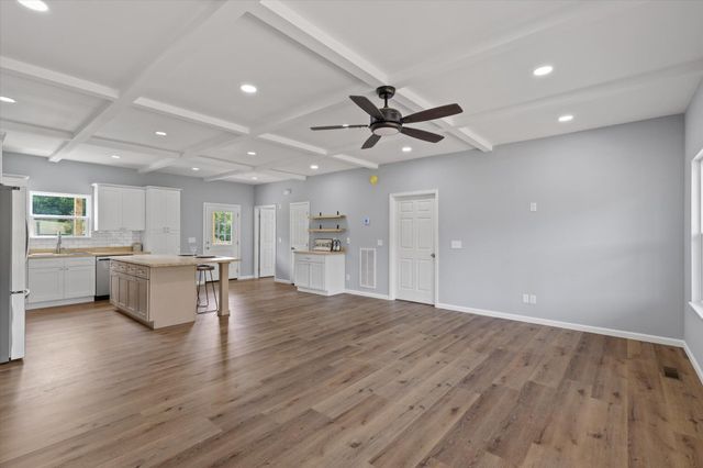 133 N Knobby Road, Trenton, GA 30752