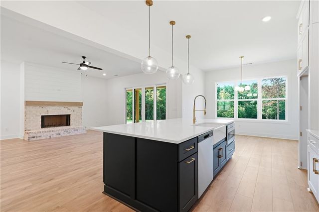 953 Roundtop Road, Ellijay, GA 30540