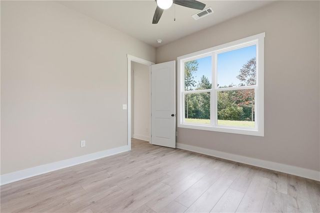 953 Roundtop Road, Ellijay, GA 30540