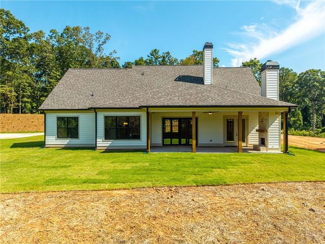 953 Roundtop Road, Ellijay, GA 30540