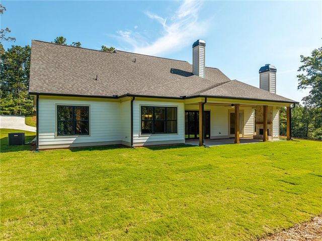 953 Roundtop Road, Ellijay, GA 30540