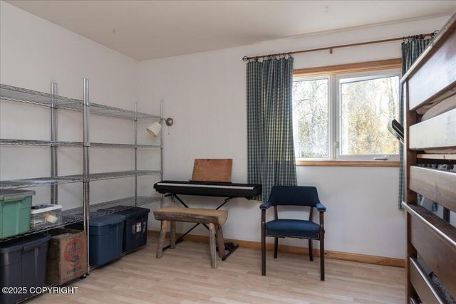 6897 No Name Lane, Fairbanks, AK 99712