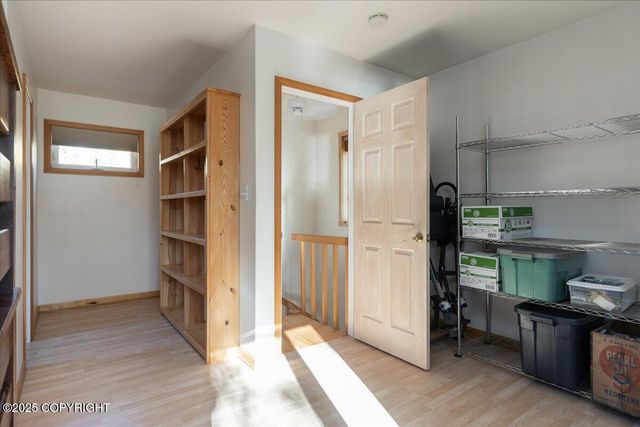 6897 No Name Lane, Fairbanks, AK 99712