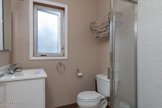 6897 No Name Lane, Fairbanks, AK 99712