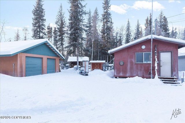 6897 No Name Lane, Fairbanks, AK 99712
