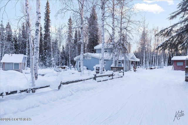6897 No Name Lane, Fairbanks, AK 99712