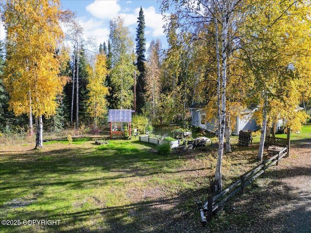 6897 No Name Lane, Fairbanks, AK 99712