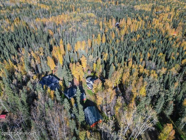 6897 No Name Lane, Fairbanks, AK 99712