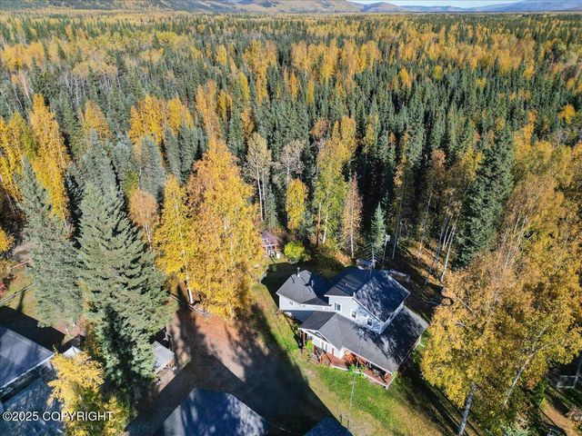 6897 No Name Lane, Fairbanks, AK 99712