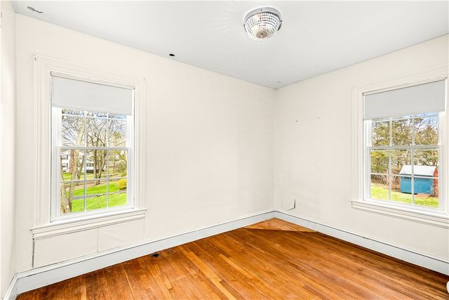 75 Greenwood Avenue, East Providence, RI 02916