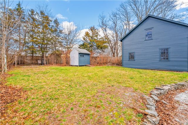 75 Greenwood Avenue, East Providence, RI 02916