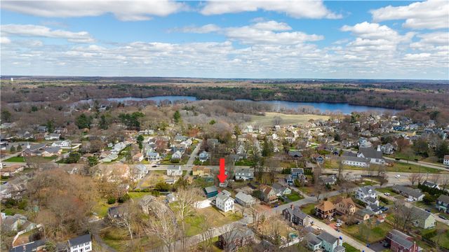 75 Greenwood Avenue, East Providence, RI 02916