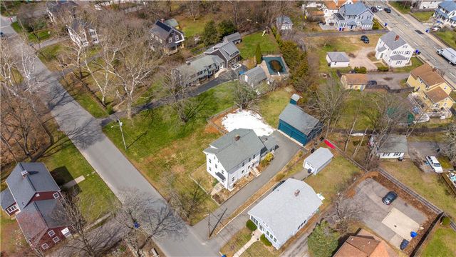 75 Greenwood Avenue, East Providence, RI 02916