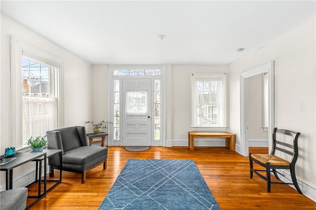 75 Greenwood Avenue, East Providence, RI 02916