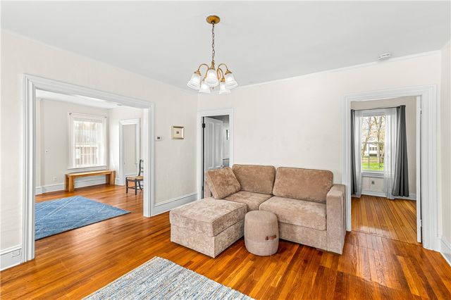 75 Greenwood Avenue, East Providence, RI 02916