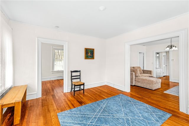 75 Greenwood Avenue, East Providence, RI 02916