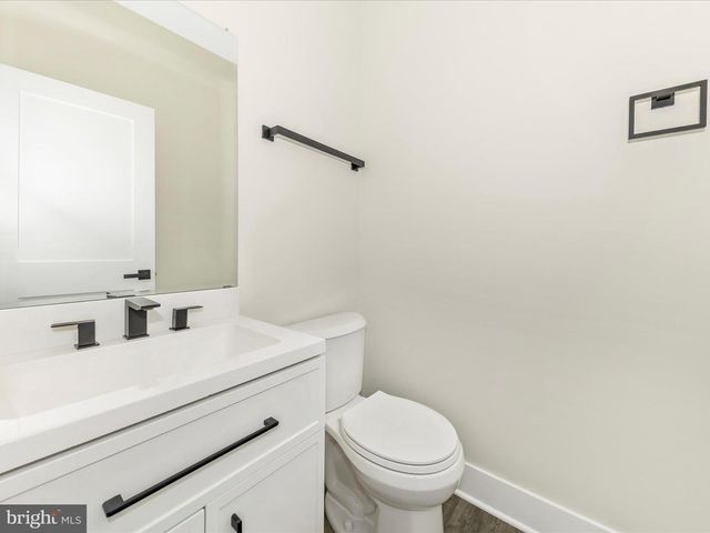 2621 BEAR DEN RD, Frederick, MD 21701