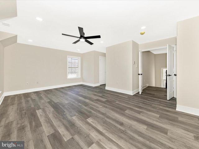 2621 BEAR DEN RD, Frederick, MD 21701