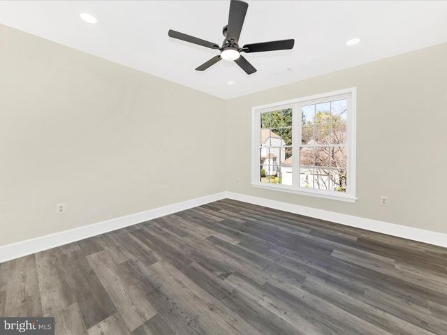 2621 BEAR DEN RD, Frederick, MD 21701