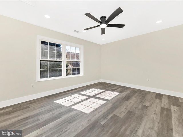 2621 BEAR DEN RD, Frederick, MD 21701