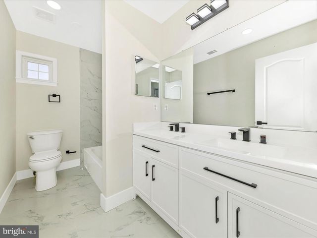 2621 BEAR DEN RD, Frederick, MD 21701