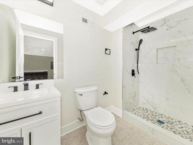 2621 BEAR DEN RD, Frederick, MD 21701