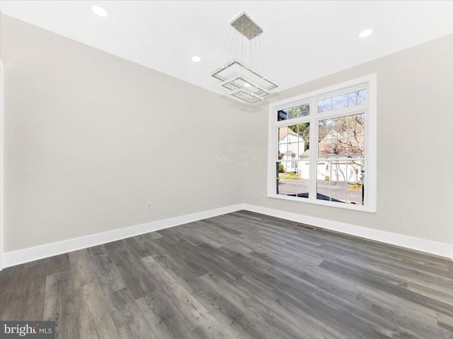 2621 BEAR DEN RD, Frederick, MD 21701