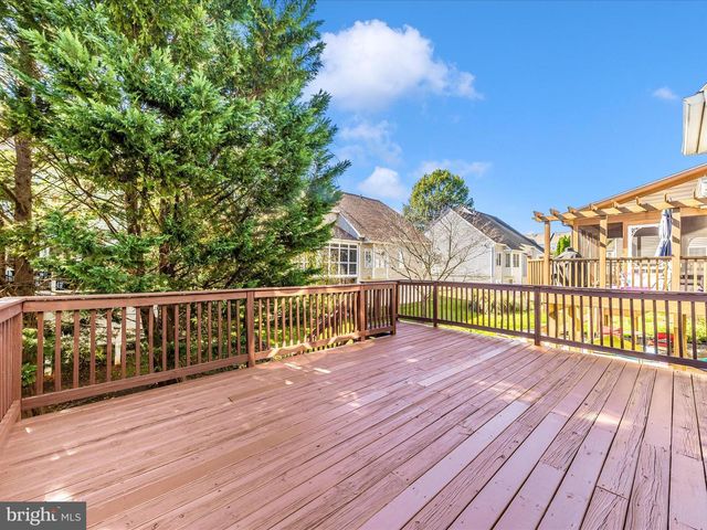 2621 BEAR DEN RD, Frederick, MD 21701