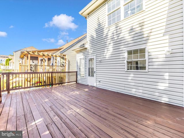 2621 BEAR DEN RD, Frederick, MD 21701