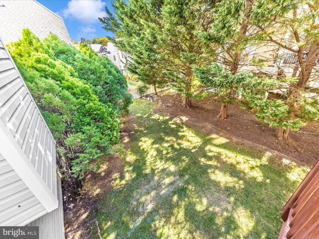 2621 BEAR DEN RD, Frederick, MD 21701