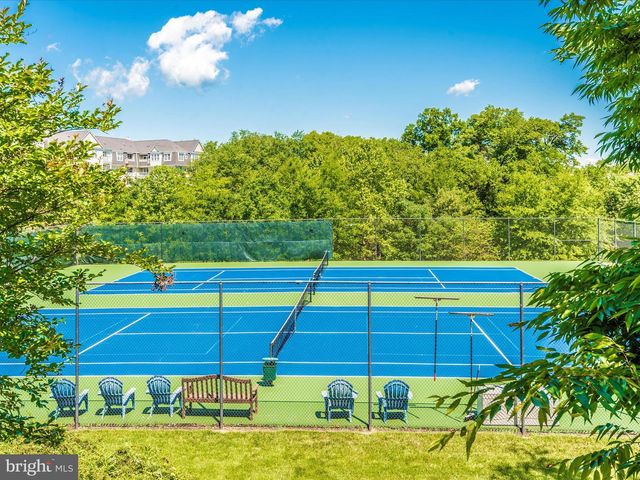 2621 BEAR DEN RD, Frederick, MD 21701