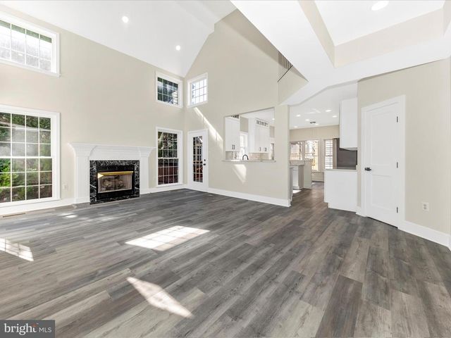 2621 BEAR DEN RD, Frederick, MD 21701