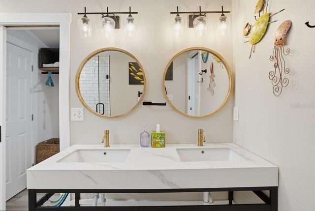 118 92ND AVENUE, Treasure Island, FL 33706