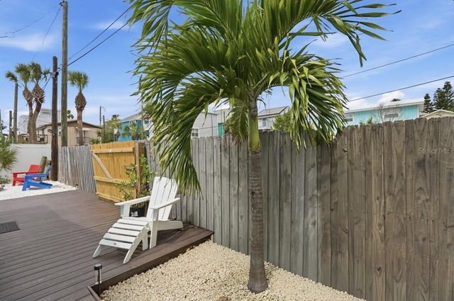 118 92ND AVENUE, Treasure Island, FL 33706