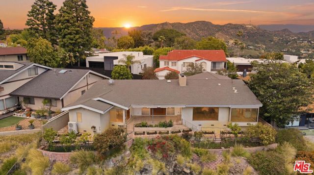 7132 Macapa Drive, Los Angeles, CA 90068