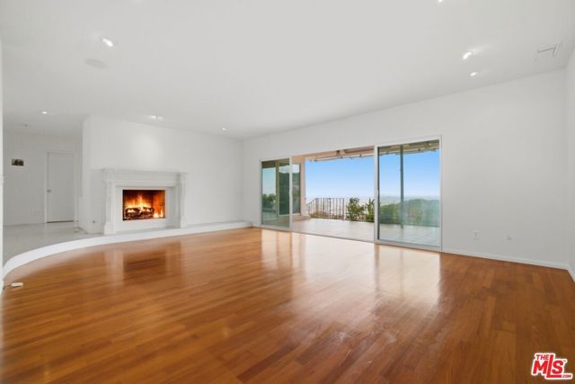 7132 Macapa Drive, Los Angeles, CA 90068