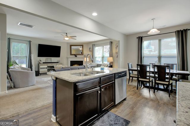 4342 Calidge Drive, Fairburn, GA 30213