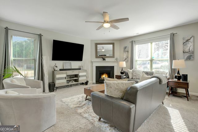 4342 Calidge Drive, Fairburn, GA 30213