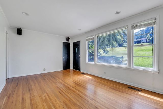 1312 Cheshire Dr, Nashville, TN 37207