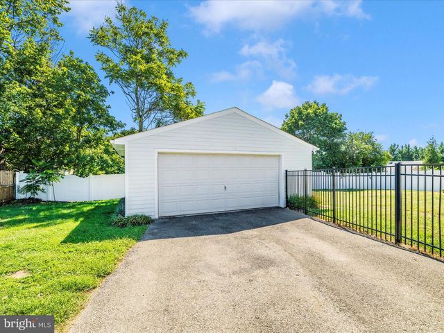 6017 QUINN ORCHARD RD, Frederick, MD 21704