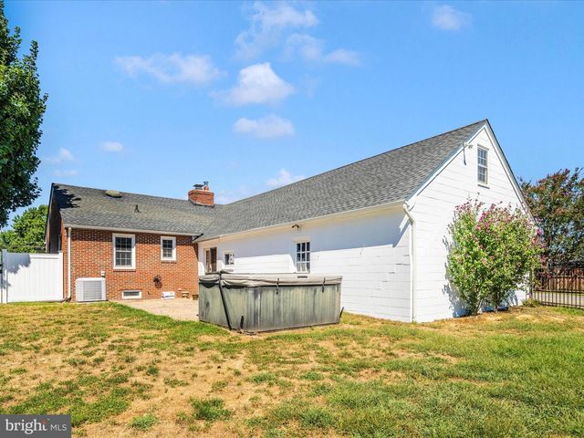 6017 QUINN ORCHARD RD, Frederick, MD 21704
