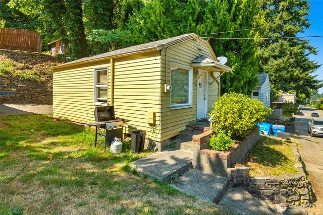 101 2nd Avenue NW, Olympia, WA 98512