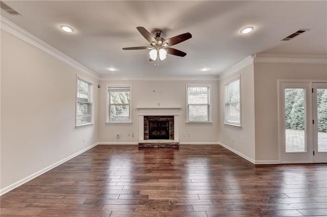 1098 Boxwood Lane, Canton, GA 30114